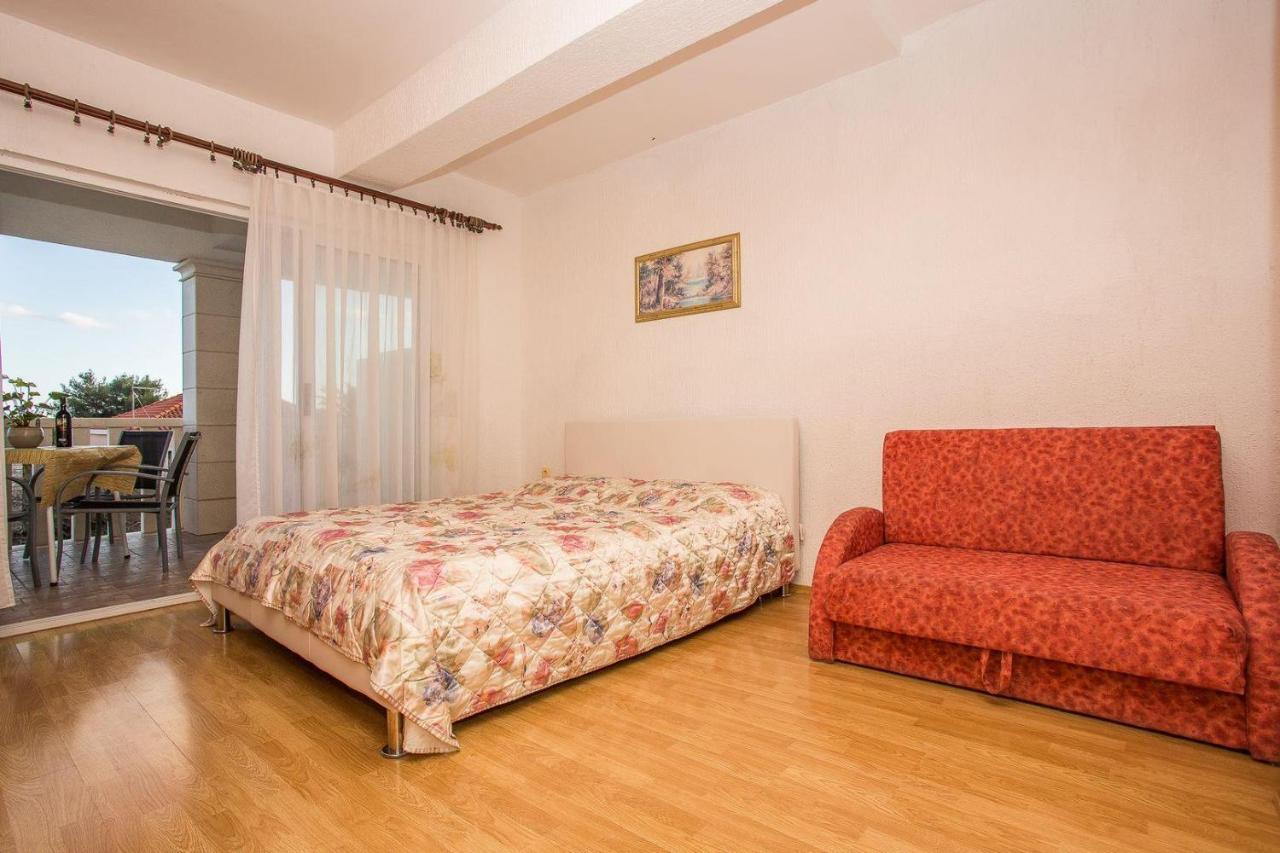 Apartments Mira On The Peljesac Peninsula Оребич Екстер'єр фото