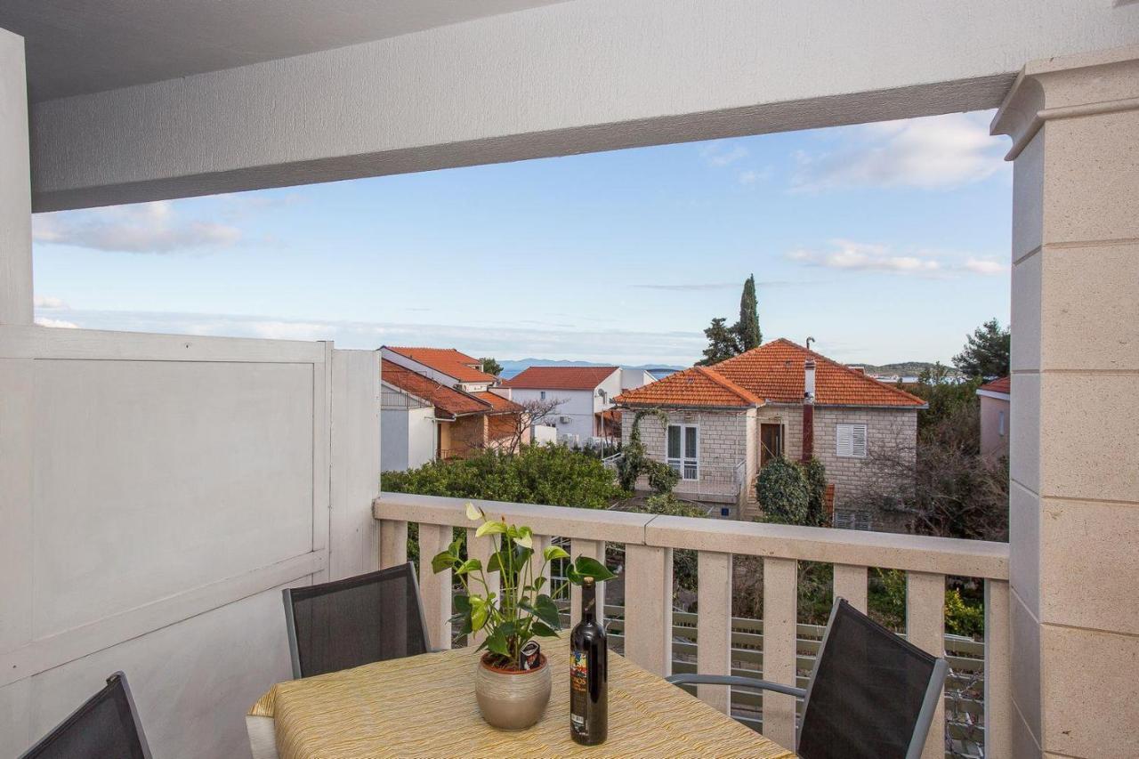 Apartments Mira On The Peljesac Peninsula Оребич Екстер'єр фото